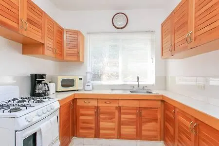 Ideal Family & Friend Trip, Gated Area With Pool Onsite Playa del Carmen 0*,