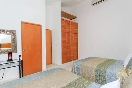 Dom wakacyjny Ideal Family & Friend Trip, Gated Area With Pool Onsite Playa del Carmen